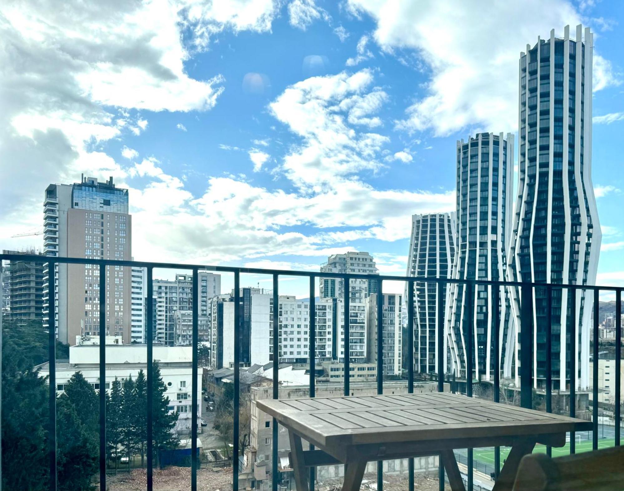 Full Comfort Apartment At Chavchavadze Tbilisi Exterior foto