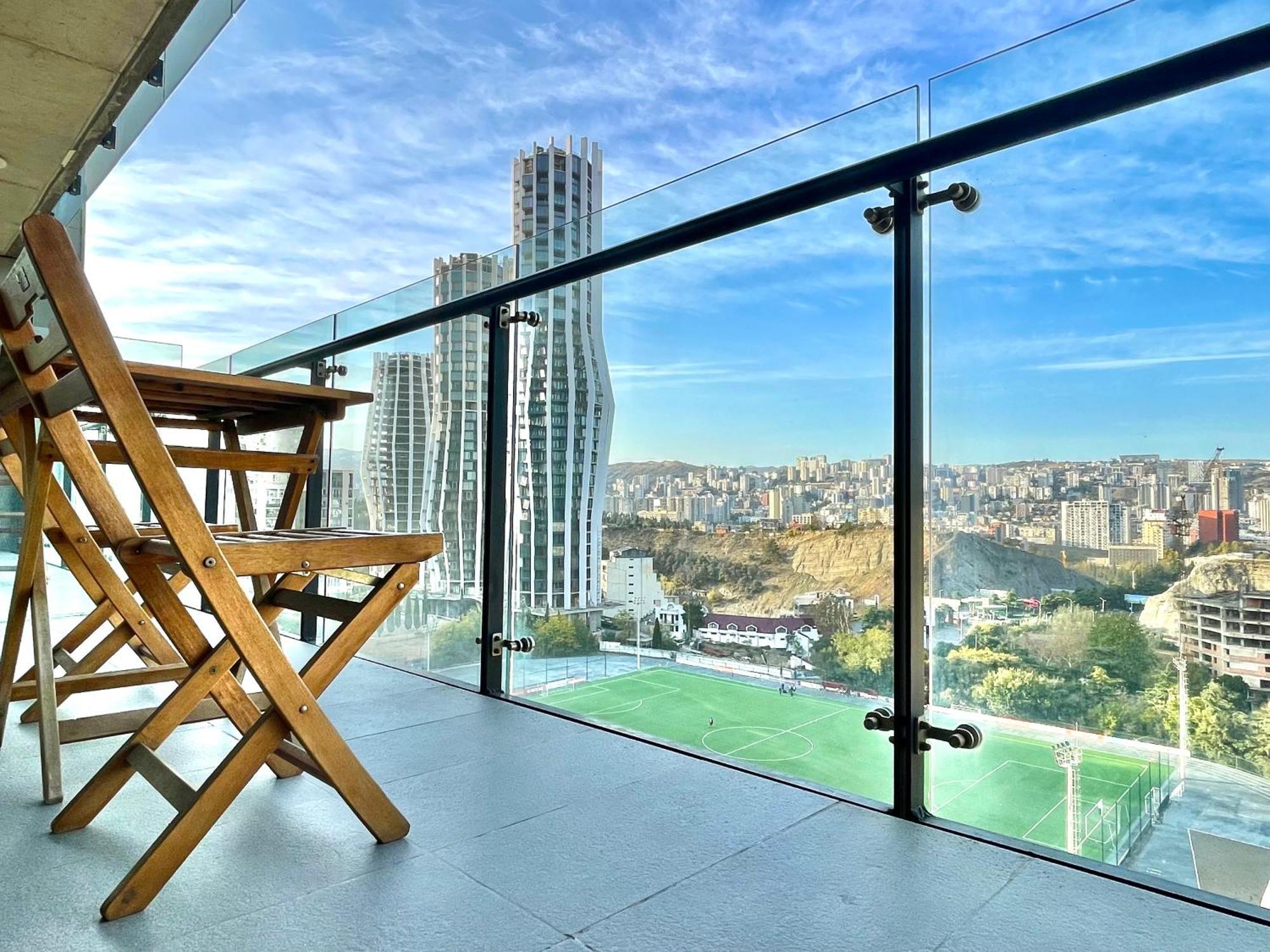 Full Comfort Apartment At Chavchavadze Tbilisi Exterior foto