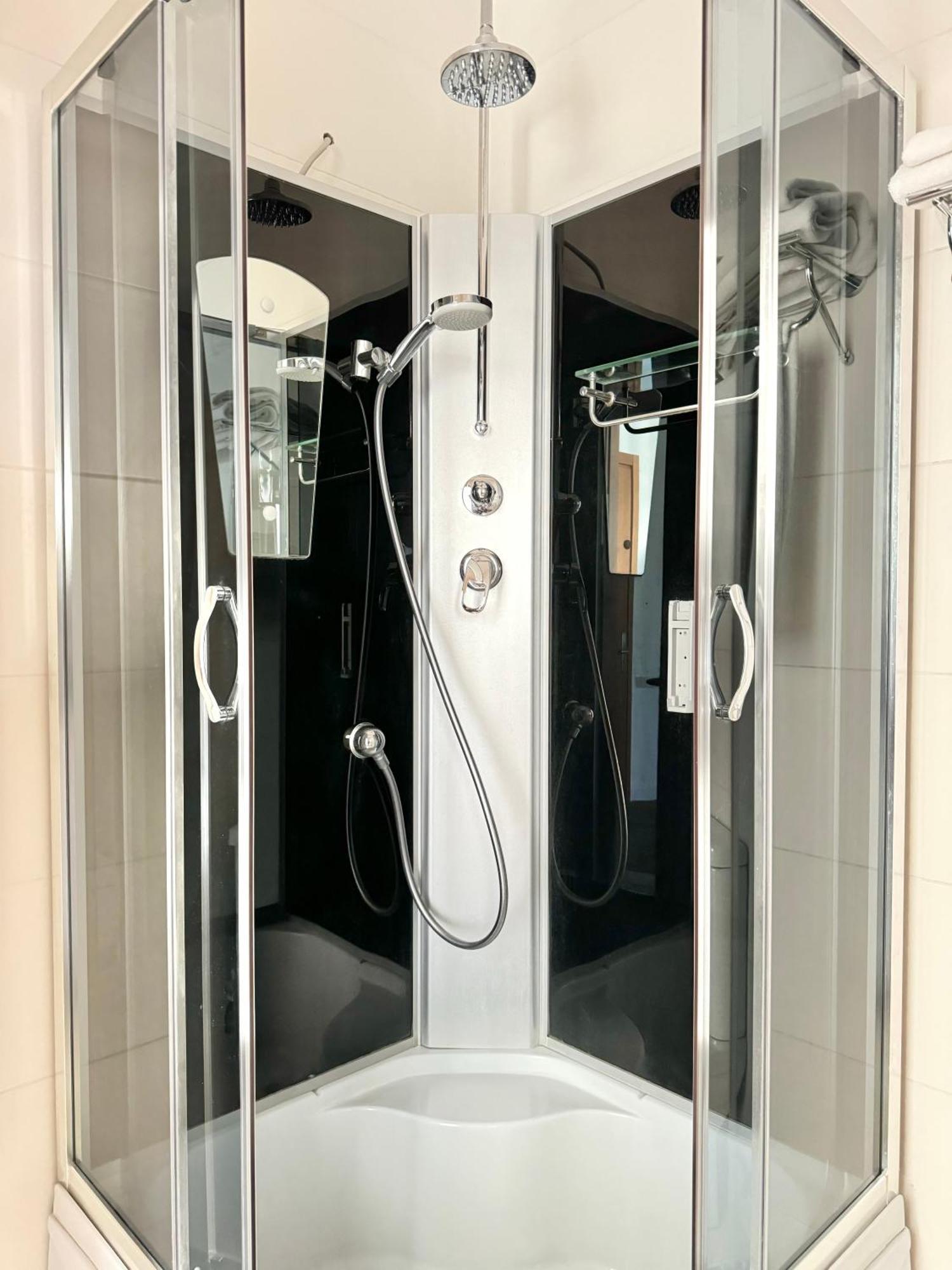 Full Comfort Apartment At Chavchavadze Tbilisi Exterior foto